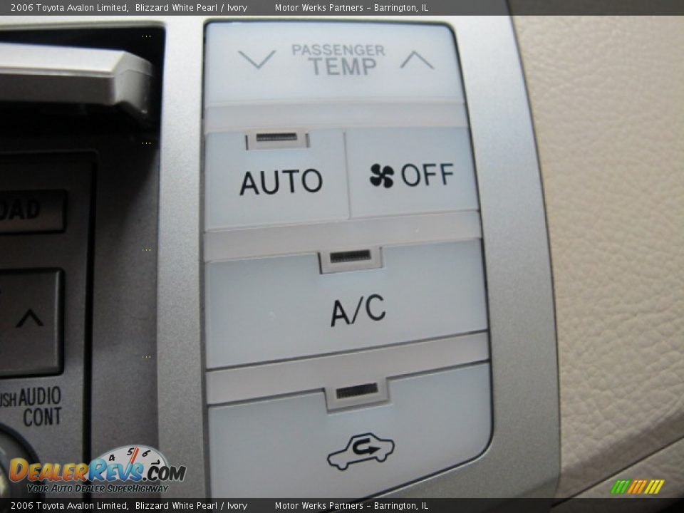 2006 Toyota Avalon Limited Blizzard White Pearl / Ivory Photo #33