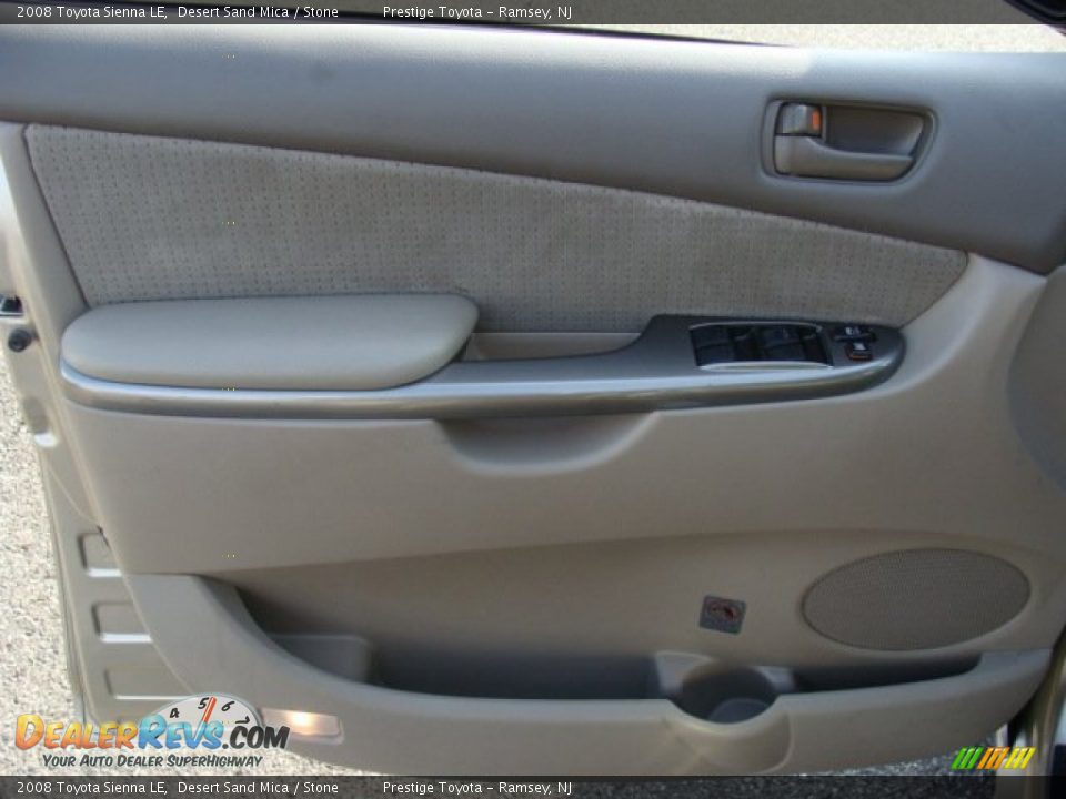 2008 Toyota Sienna LE Desert Sand Mica / Stone Photo #6