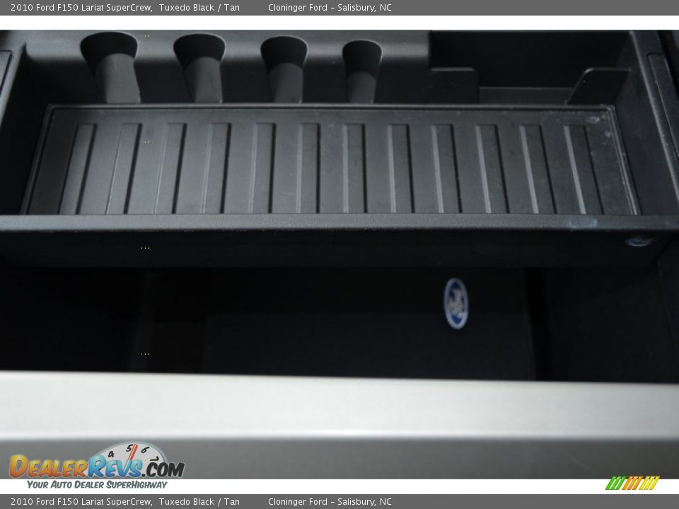 2010 Ford F150 Lariat SuperCrew Tuxedo Black / Tan Photo #33