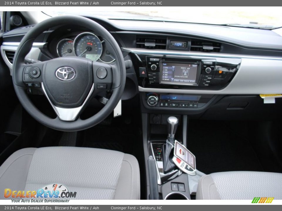 Dashboard of 2014 Toyota Corolla LE Eco Photo #12