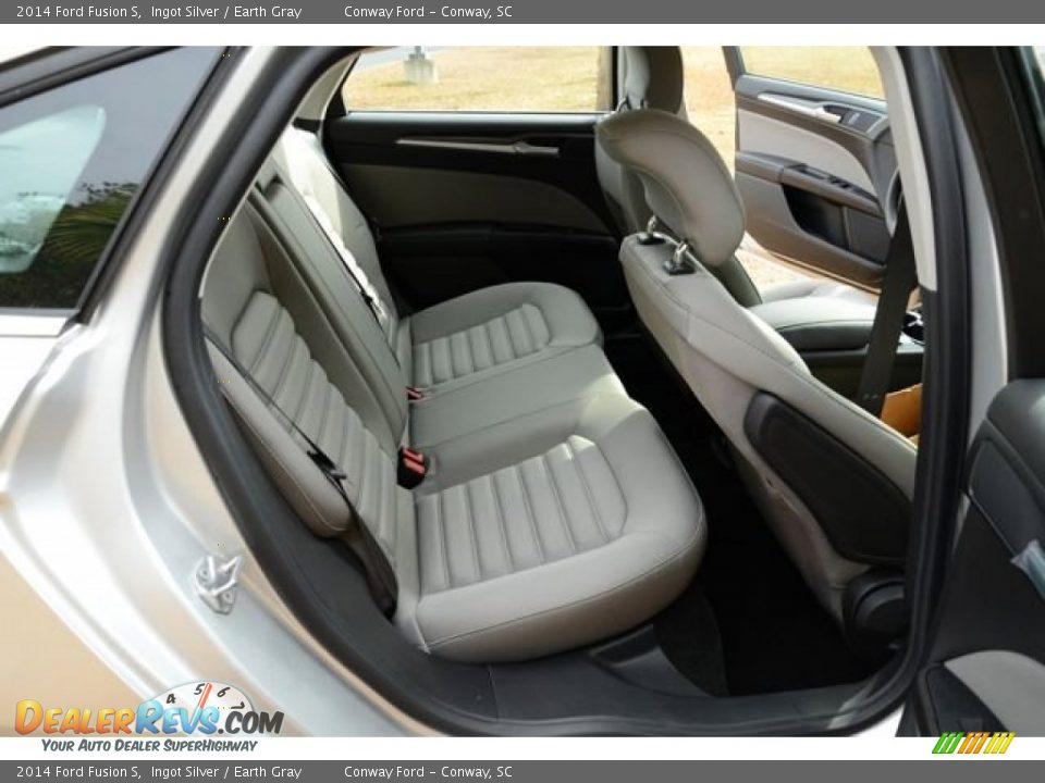2014 Ford Fusion S Ingot Silver / Earth Gray Photo #14