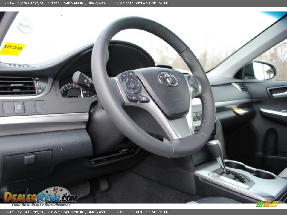 2014 Toyota Camry SE Classic Silver Metallic / Black/Ash Photo #9