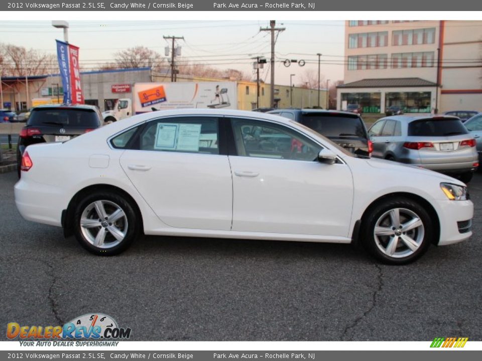 2012 Volkswagen Passat 2.5L SE Candy White / Cornsilk Beige Photo #2