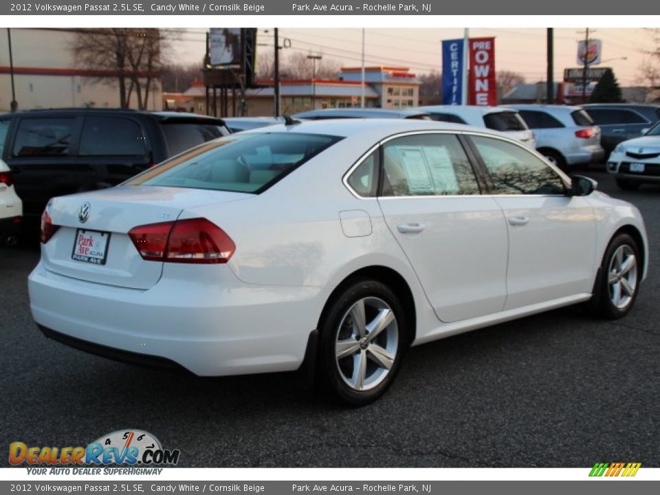 2012 Volkswagen Passat 2.5L SE Candy White / Cornsilk Beige Photo #3