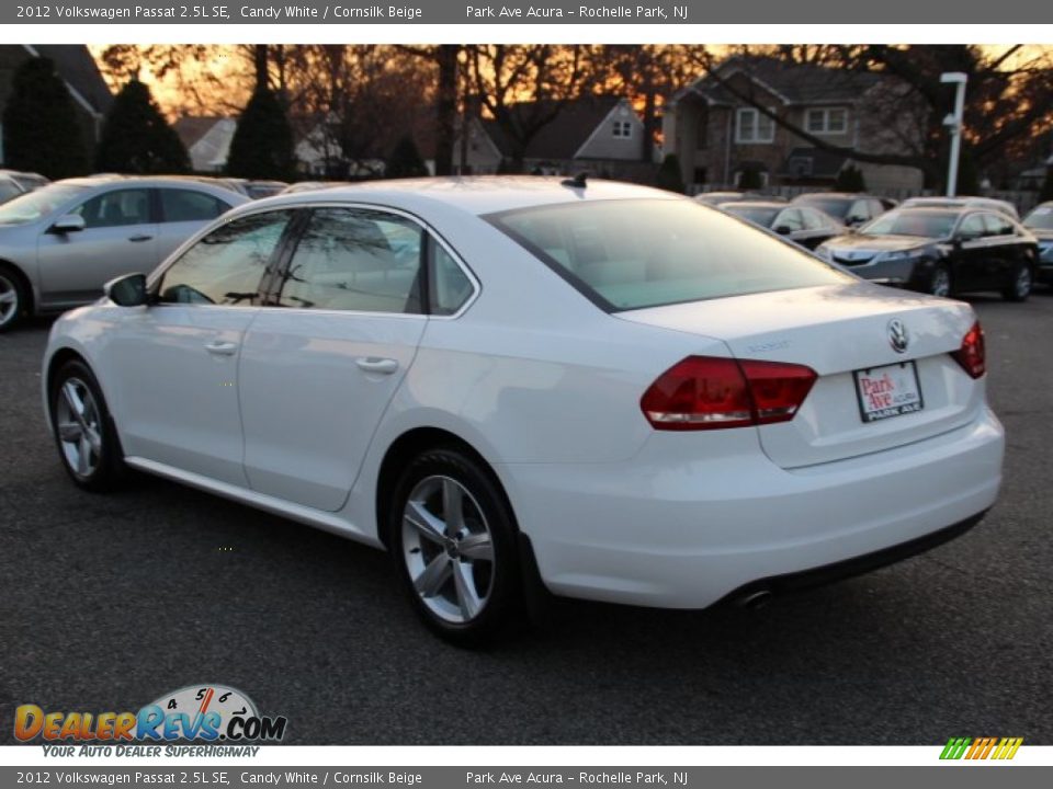 2012 Volkswagen Passat 2.5L SE Candy White / Cornsilk Beige Photo #5