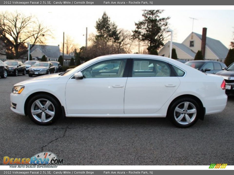 2012 Volkswagen Passat 2.5L SE Candy White / Cornsilk Beige Photo #6