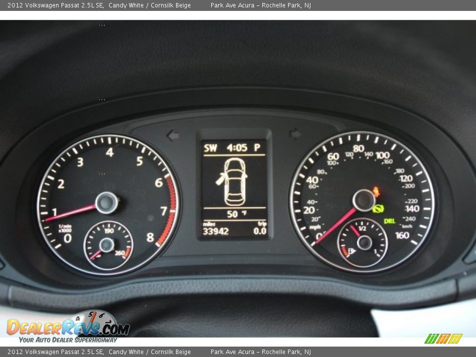 2012 Volkswagen Passat 2.5L SE Candy White / Cornsilk Beige Photo #19
