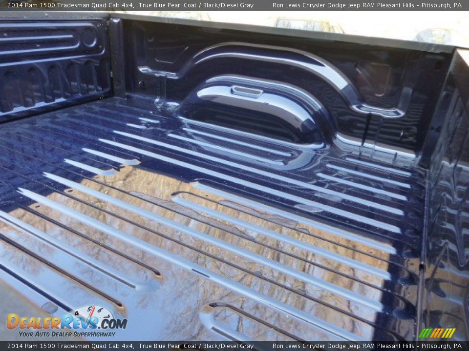 2014 Ram 1500 Tradesman Quad Cab 4x4 True Blue Pearl Coat / Black/Diesel Gray Photo #9