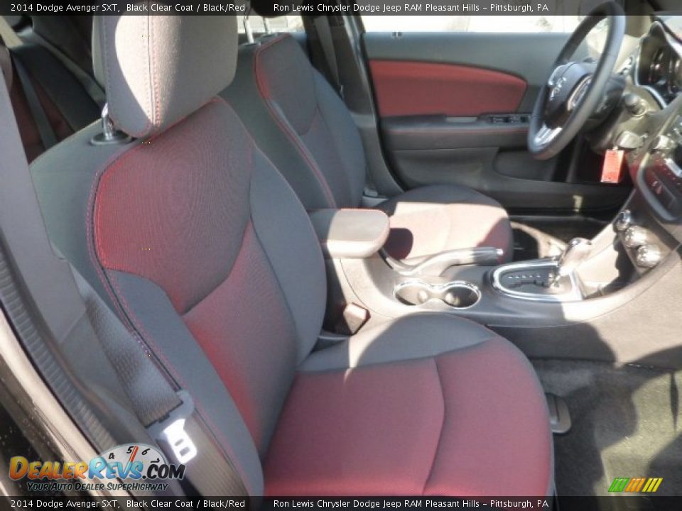 Front Seat of 2014 Dodge Avenger SXT Photo #10