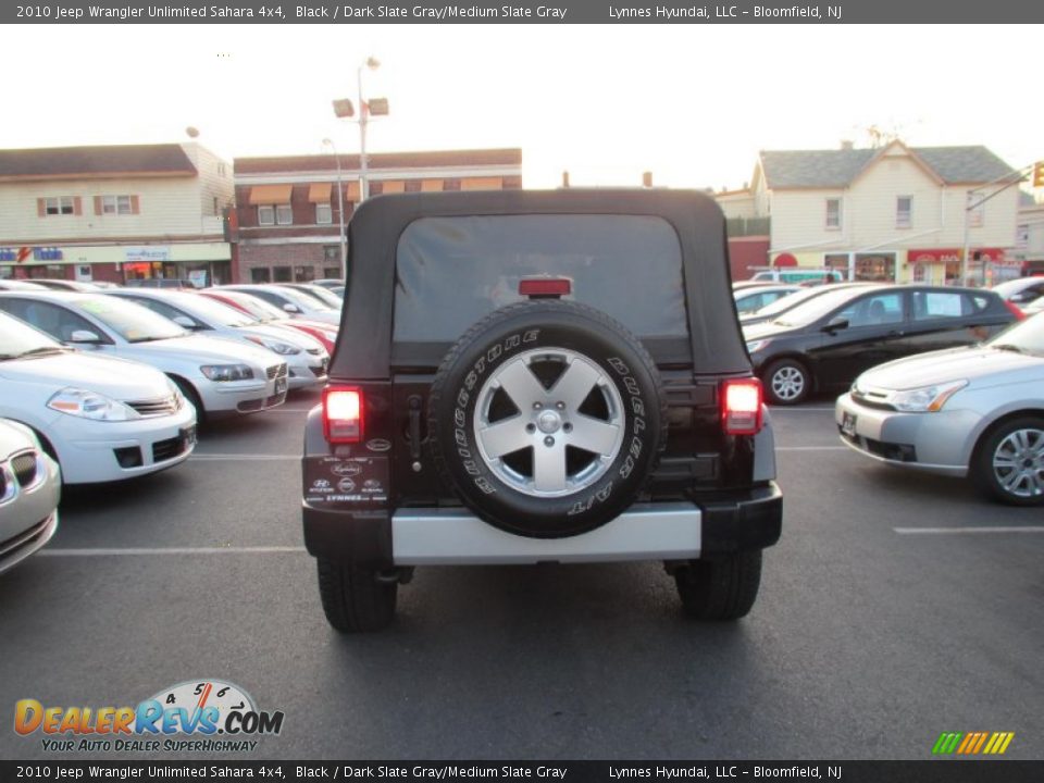 2010 Jeep Wrangler Unlimited Sahara 4x4 Black / Dark Slate Gray/Medium Slate Gray Photo #4