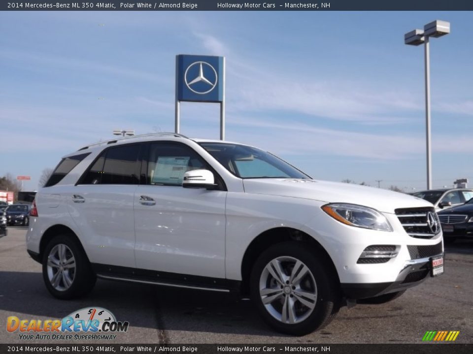 Front 3/4 View of 2014 Mercedes-Benz ML 350 4Matic Photo #3