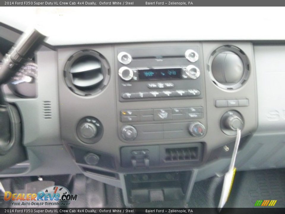 2014 Ford F350 Super Duty XL Crew Cab 4x4 Dually Oxford White / Steel Photo #15