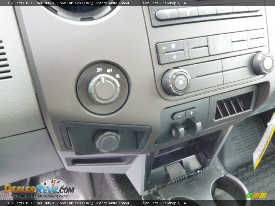 2014 Ford F350 Super Duty XL Crew Cab 4x4 Dually Oxford White / Steel Photo #16