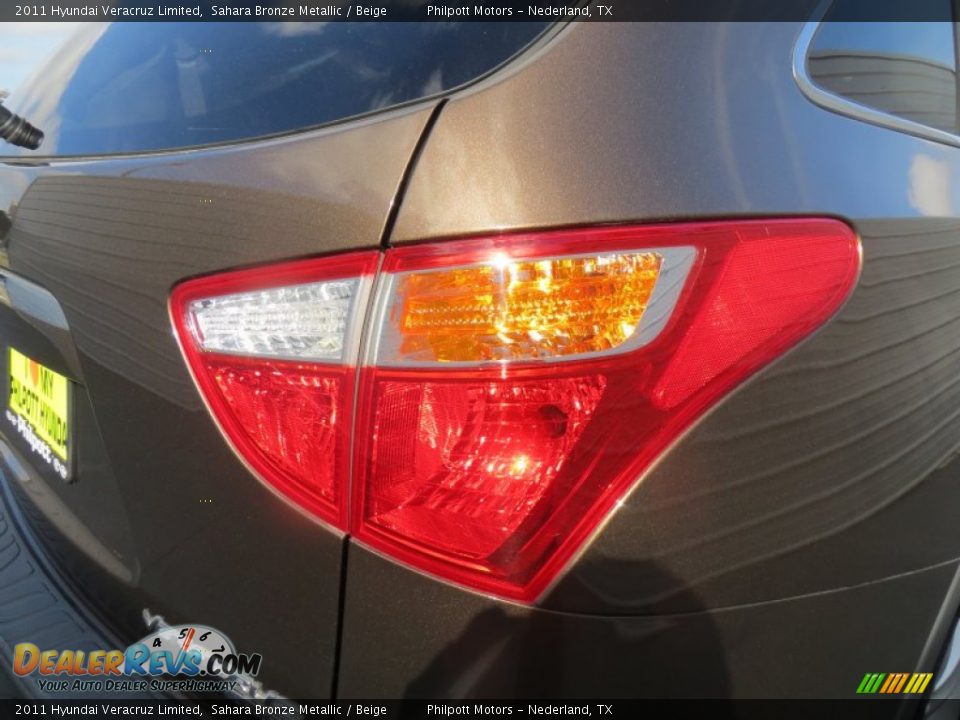 2011 Hyundai Veracruz Limited Sahara Bronze Metallic / Beige Photo #17