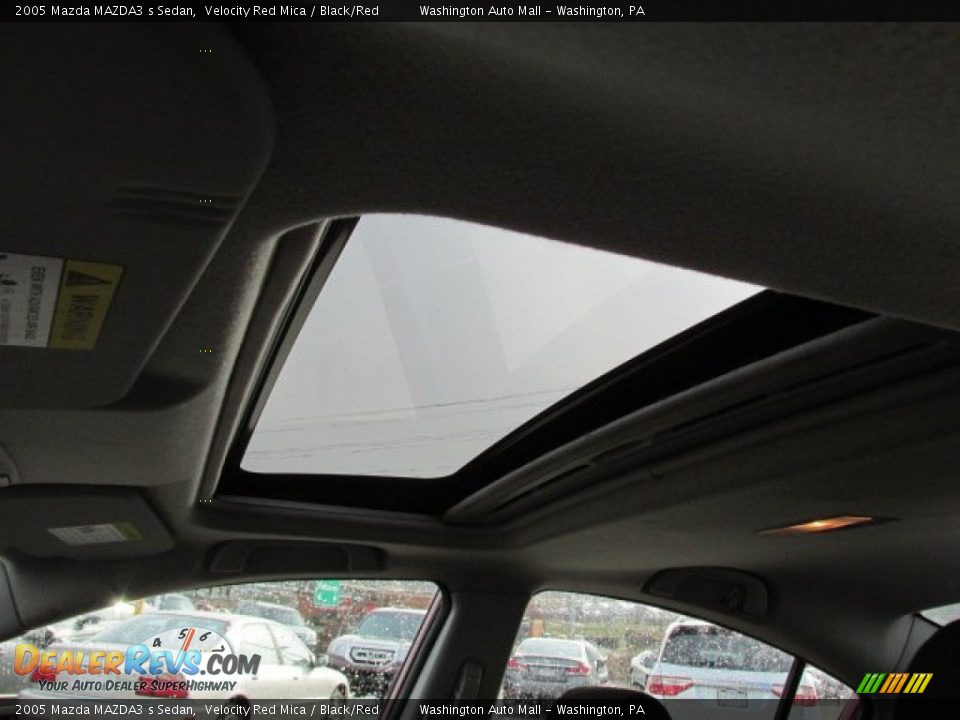 2005 Mazda MAZDA3 s Sedan Velocity Red Mica / Black/Red Photo #15