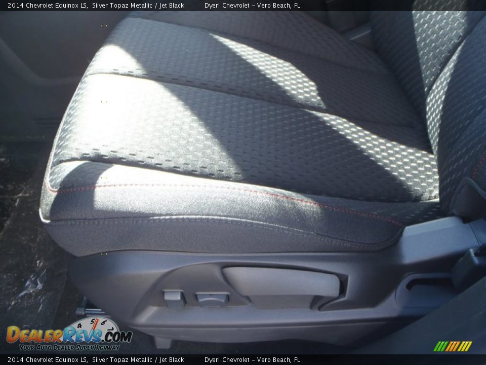 2014 Chevrolet Equinox LS Silver Topaz Metallic / Jet Black Photo #11