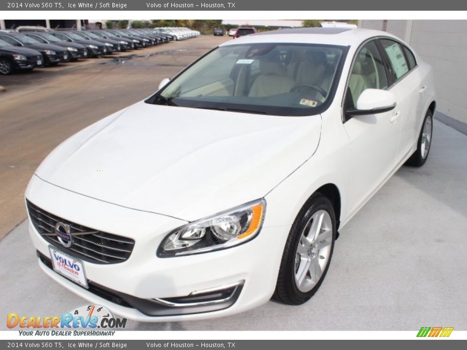 2014 Volvo S60 T5 Ice White / Soft Beige Photo #3