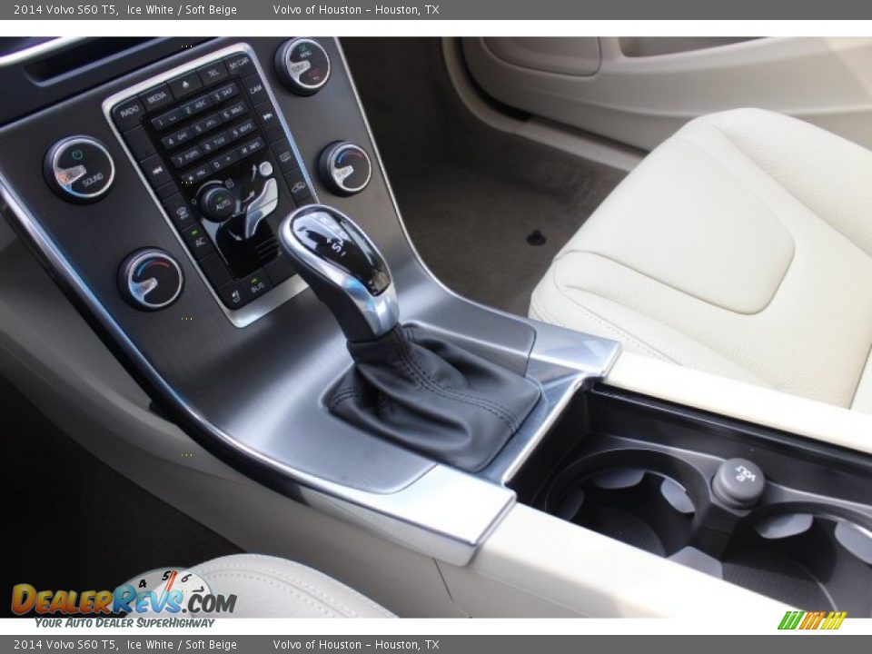 2014 Volvo S60 T5 Ice White / Soft Beige Photo #15