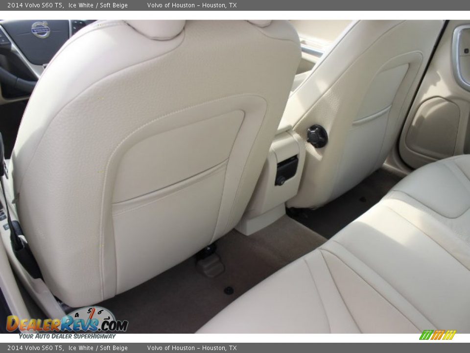 2014 Volvo S60 T5 Ice White / Soft Beige Photo #25
