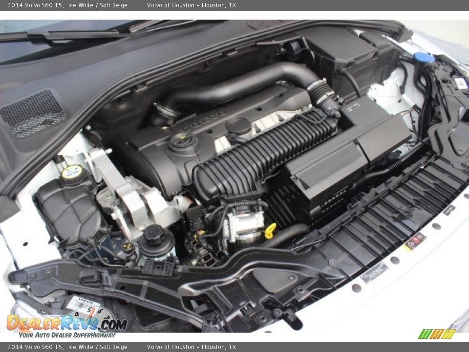 2014 Volvo S60 T5 Ice White / Soft Beige Photo #30