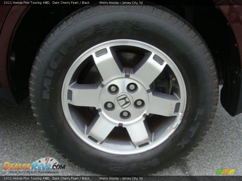 2011 Honda Pilot Touring 4WD Dark Cherry Pearl / Black Photo #15