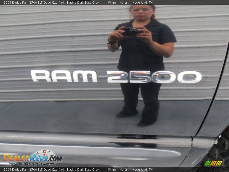 2004 Dodge Ram 2500 SLT Quad Cab 4x4 Black / Dark Slate Gray Photo #16