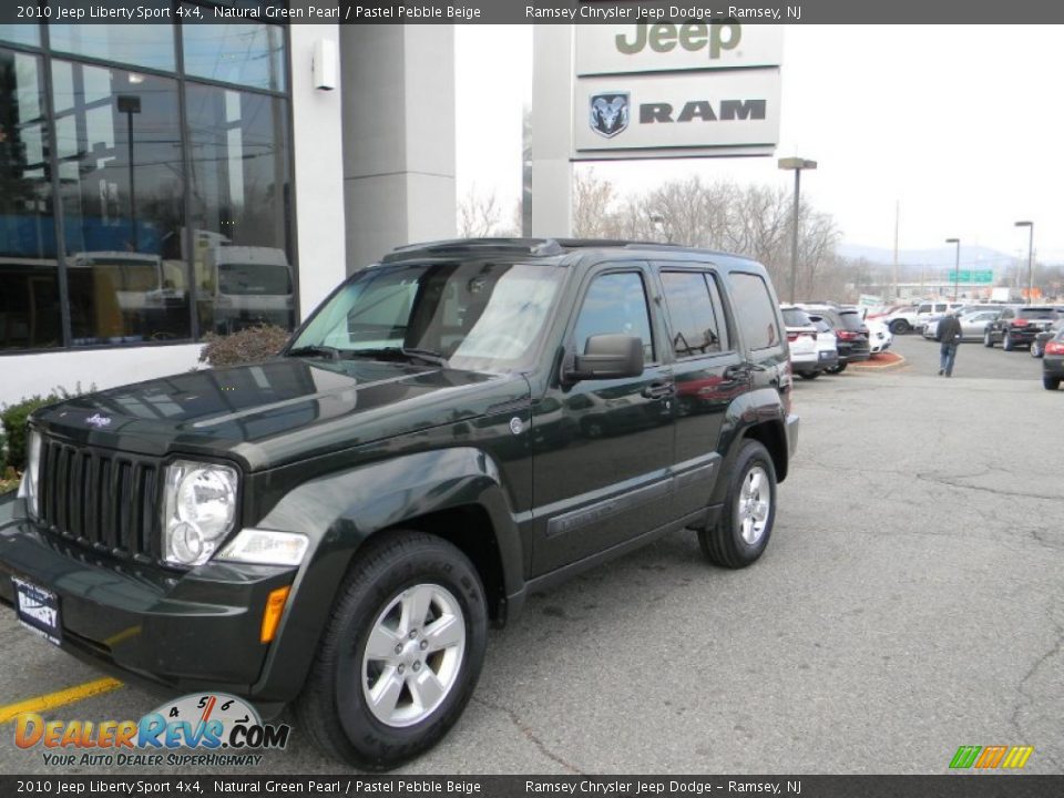 2010 Jeep Liberty Sport 4x4 Natural Green Pearl / Pastel Pebble Beige Photo #3