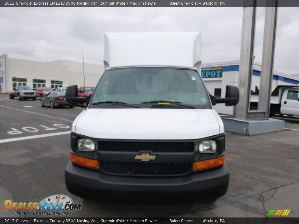 2013 Chevrolet Express Cutaway 3500 Moving Van Summit White / Medium Pewter Photo #3