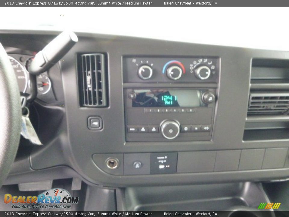 2013 Chevrolet Express Cutaway 3500 Moving Van Summit White / Medium Pewter Photo #14