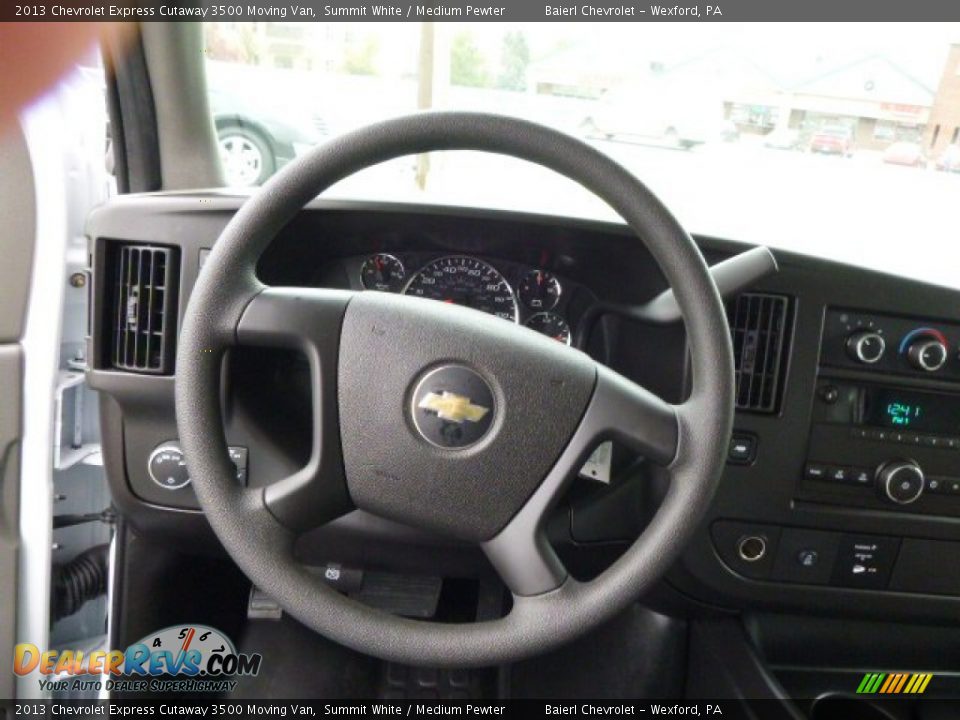 2013 Chevrolet Express Cutaway 3500 Moving Van Summit White / Medium Pewter Photo #16