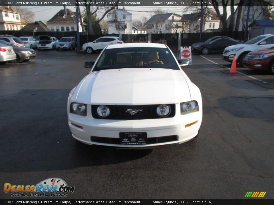 2007 Ford Mustang GT Premium Coupe Performance White / Medium Parchment Photo #2