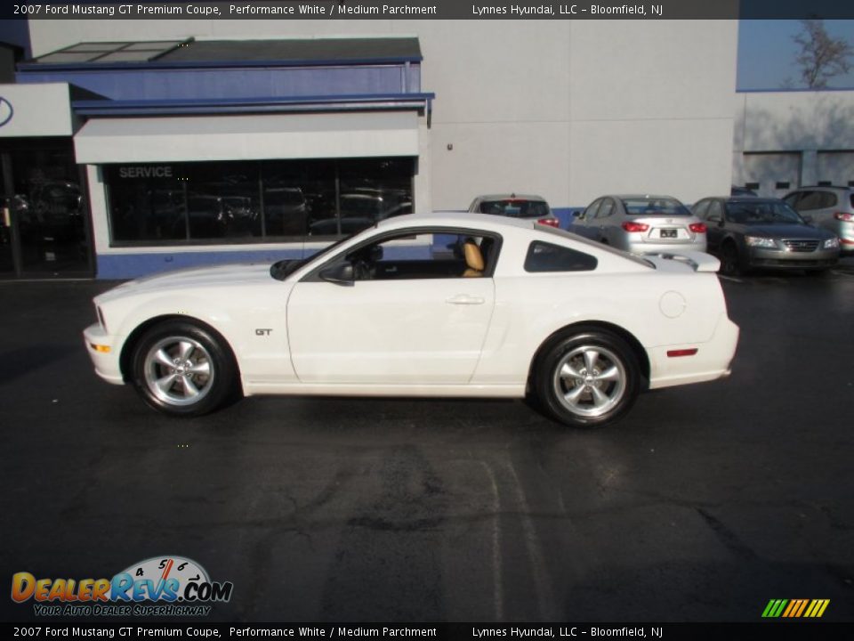 2007 Ford Mustang GT Premium Coupe Performance White / Medium Parchment Photo #7