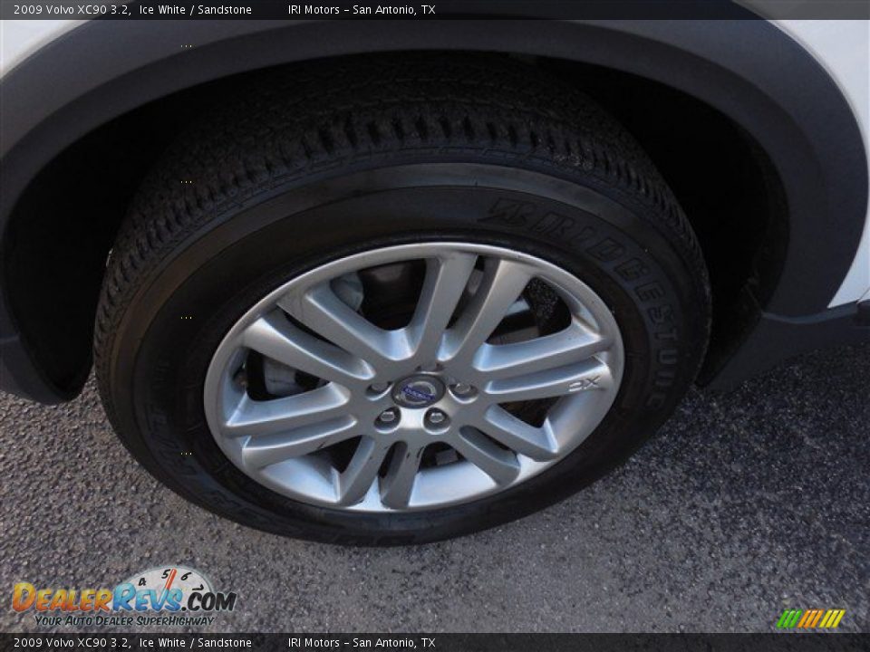 2009 Volvo XC90 3.2 Ice White / Sandstone Photo #5
