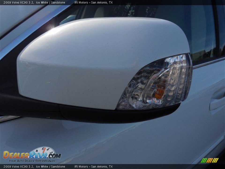 2009 Volvo XC90 3.2 Ice White / Sandstone Photo #6
