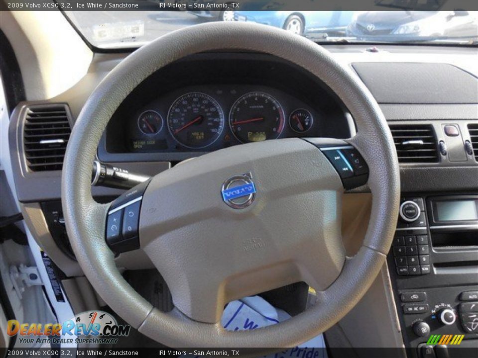 2009 Volvo XC90 3.2 Ice White / Sandstone Photo #21