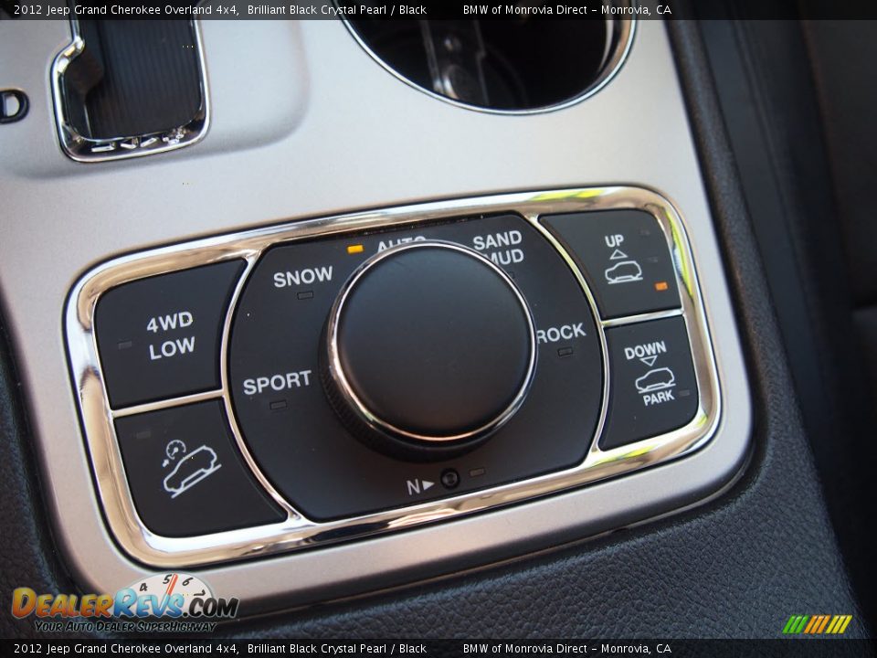 2012 Jeep Grand Cherokee Overland 4x4 Brilliant Black Crystal Pearl / Black Photo #24
