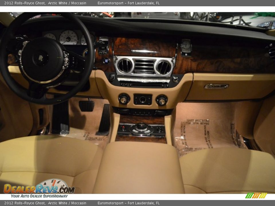 2012 Rolls-Royce Ghost Arctic White / Moccasin Photo #38