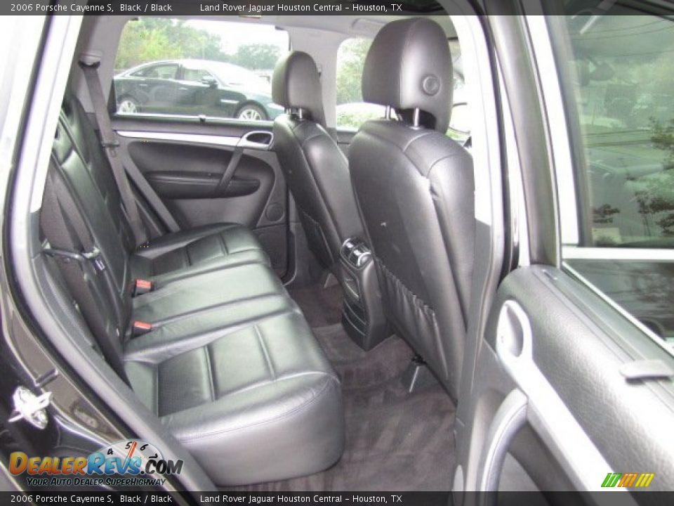 2006 Porsche Cayenne S Black / Black Photo #26