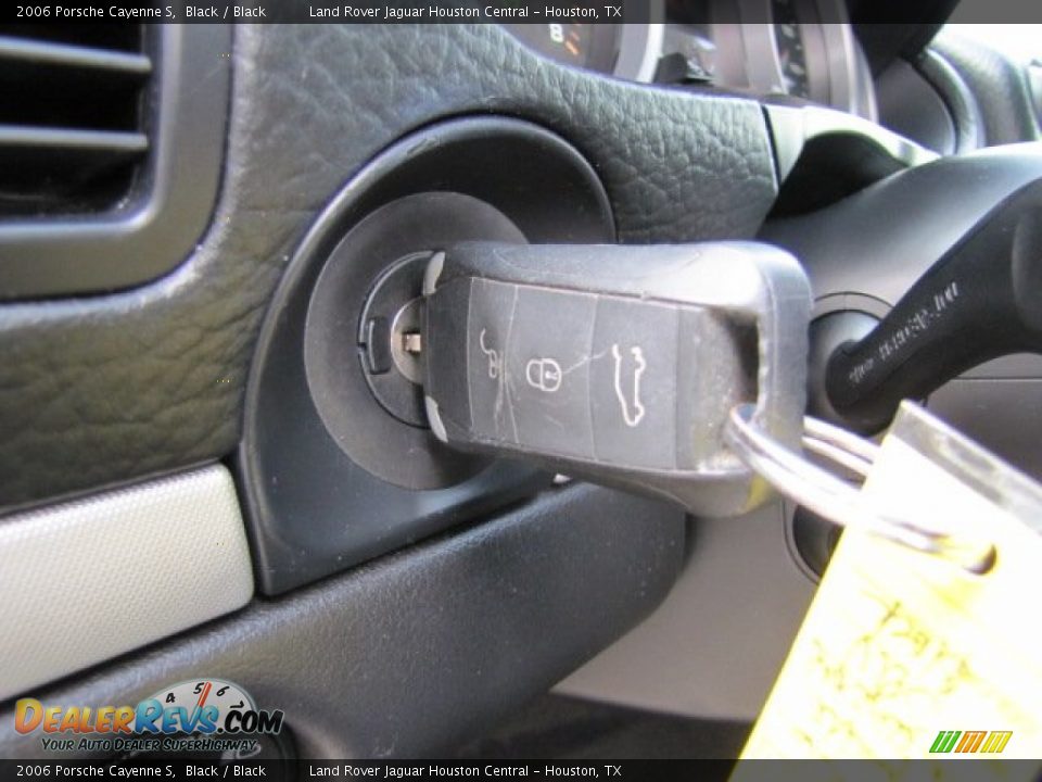 2006 Porsche Cayenne S Black / Black Photo #36