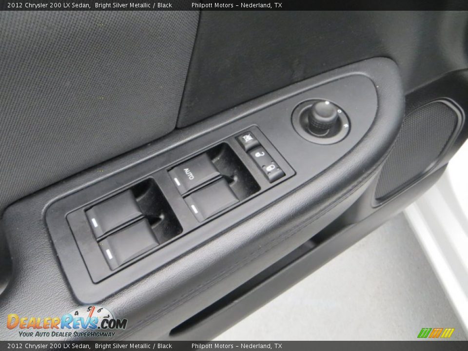 2012 Chrysler 200 LX Sedan Bright Silver Metallic / Black Photo #36