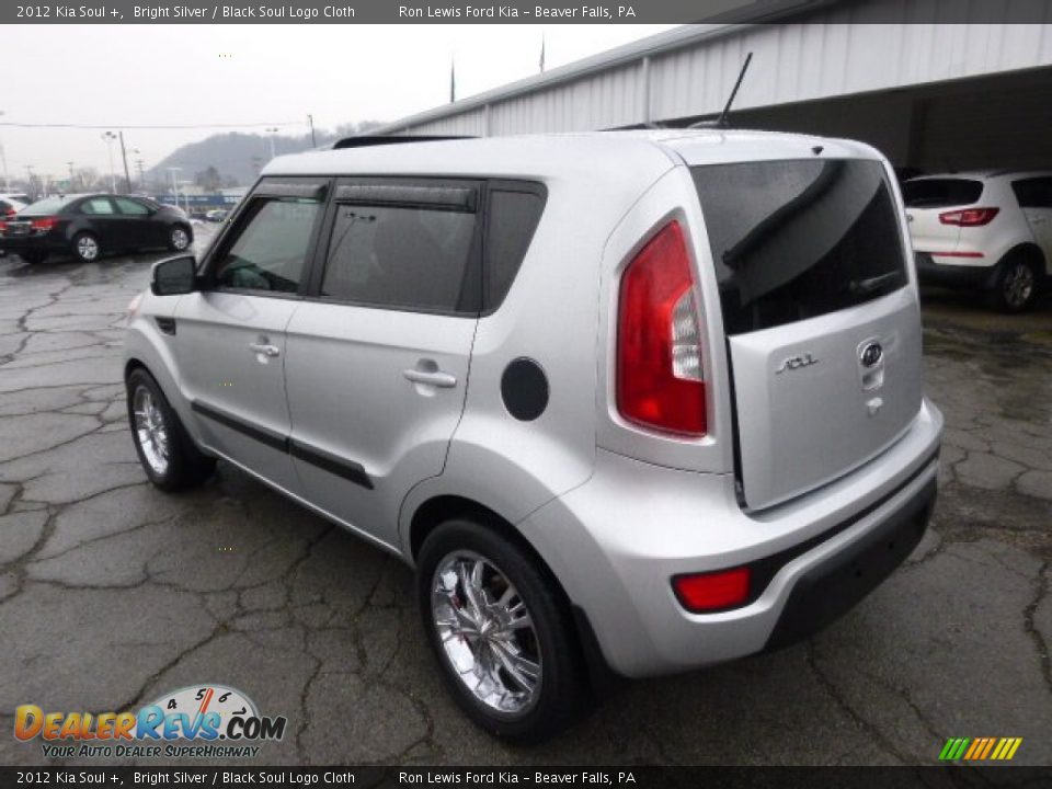 2012 Kia Soul + Bright Silver / Black Soul Logo Cloth Photo #6