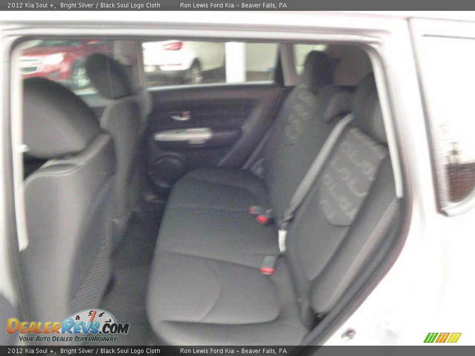 2012 Kia Soul + Bright Silver / Black Soul Logo Cloth Photo #11