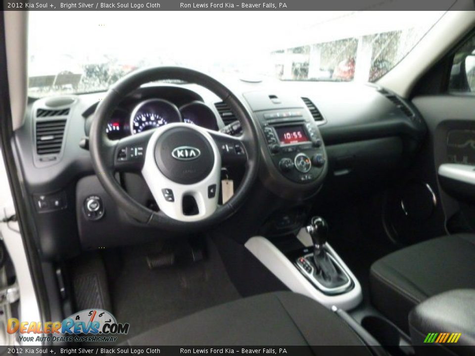 2012 Kia Soul + Bright Silver / Black Soul Logo Cloth Photo #12