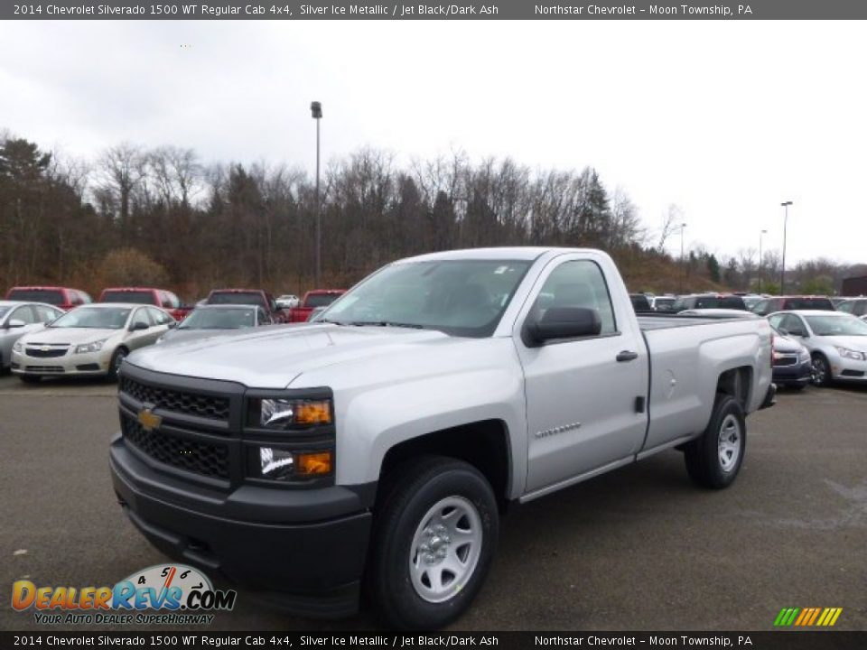 Front 3/4 View of 2014 Chevrolet Silverado 1500 WT Regular Cab 4x4 Photo #1