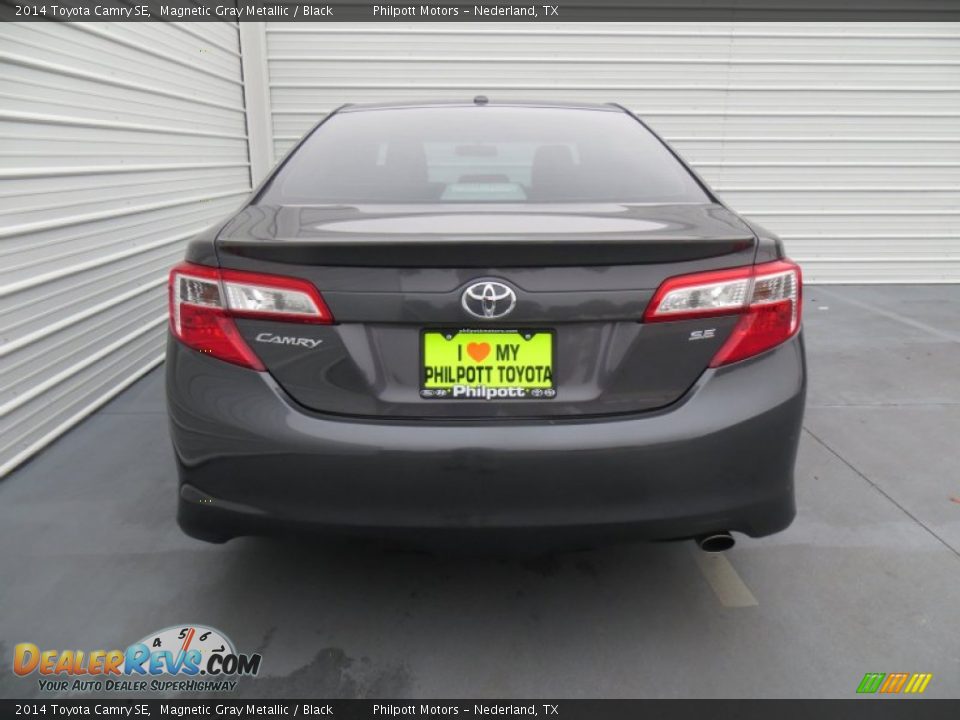 2014 Toyota Camry SE Magnetic Gray Metallic / Black Photo #5