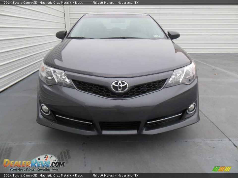 2014 Toyota Camry SE Magnetic Gray Metallic / Black Photo #8