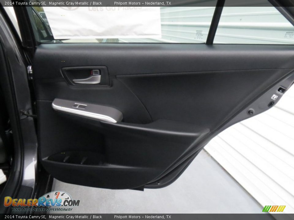 2014 Toyota Camry SE Magnetic Gray Metallic / Black Photo #20