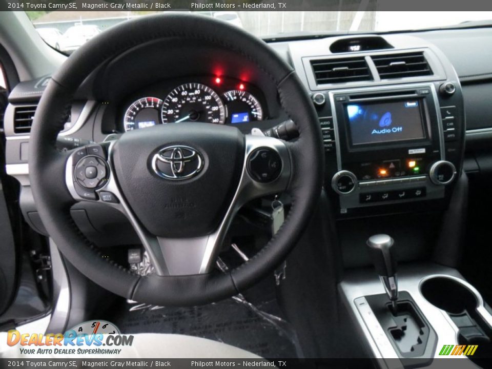2014 Toyota Camry SE Magnetic Gray Metallic / Black Photo #28