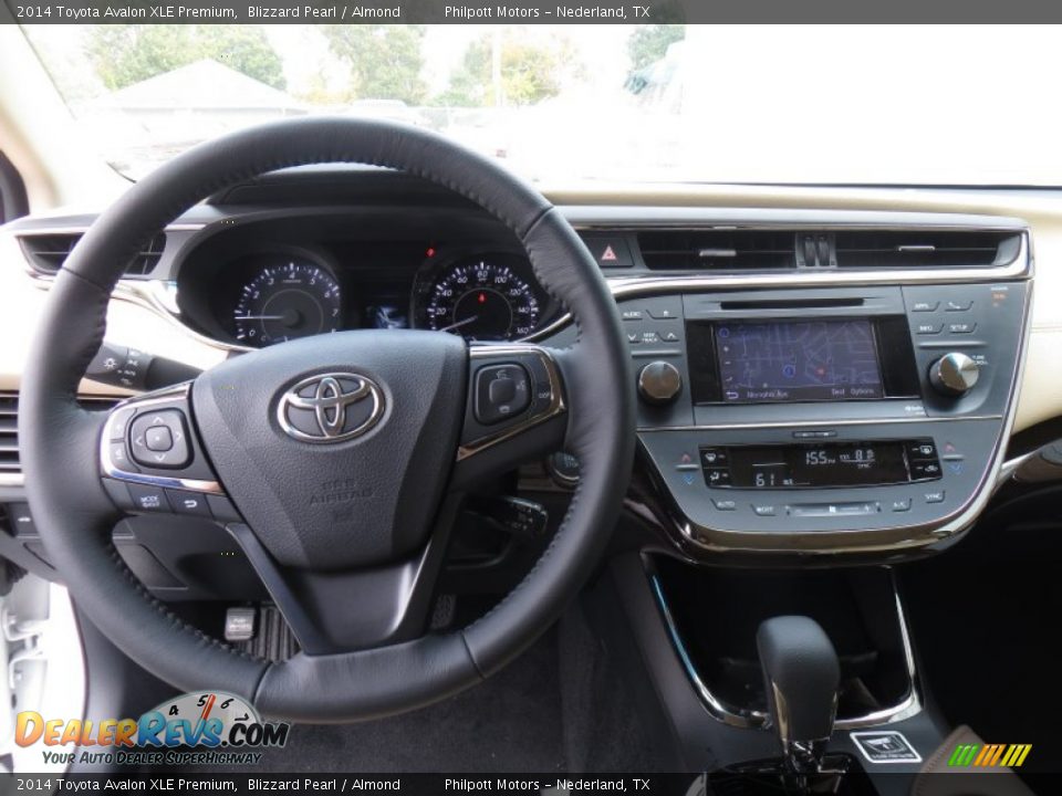 Dashboard of 2014 Toyota Avalon XLE Premium Photo #29