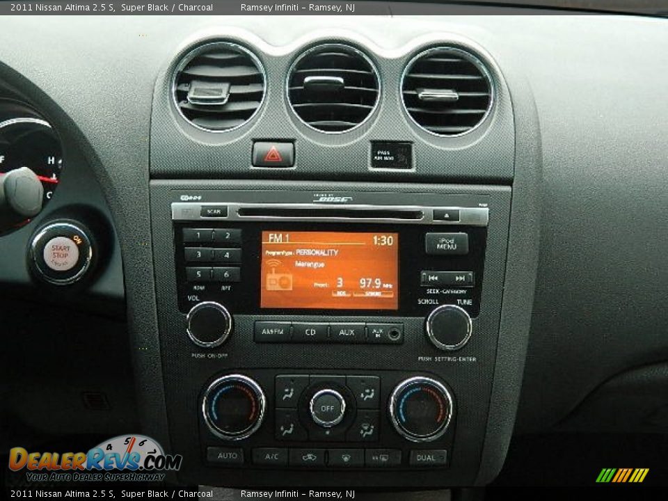 2011 Nissan Altima 2.5 S Super Black / Charcoal Photo #15